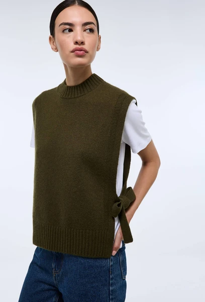 Pull sans manches à nouer