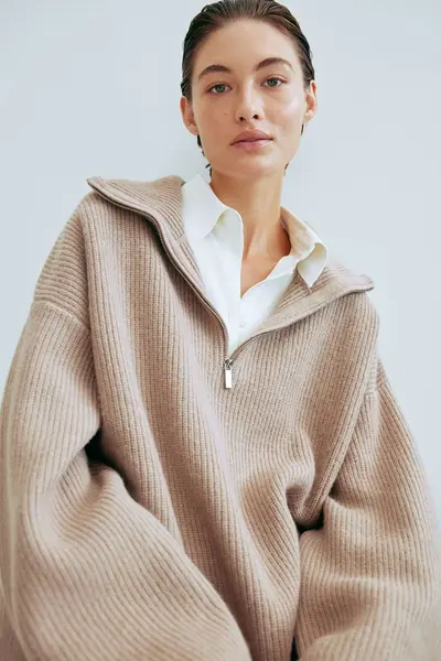 Pull en maille côtelée à col zippé