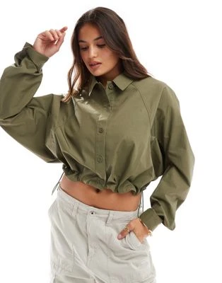 ASOS DESIGN - Chemise fonctionnelle avec ourlet arrondi à traverses - Kaki | ASOS