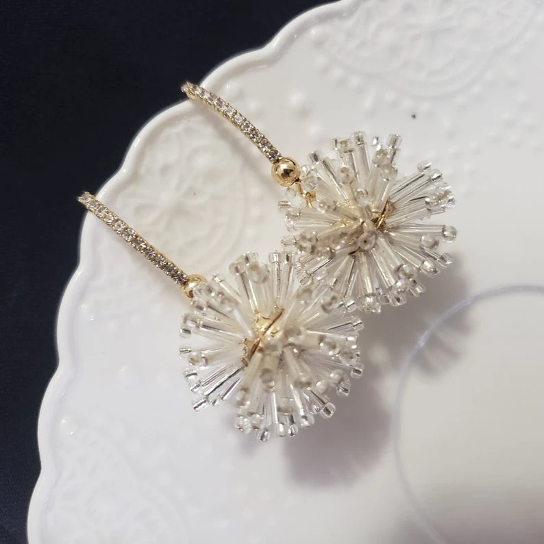 Boucles d'oreilles feux d'artifice, boucles d'oreilles en perles de verre transparentes feux d'artifice, boucles d'oreilles scintillantes affirmées,