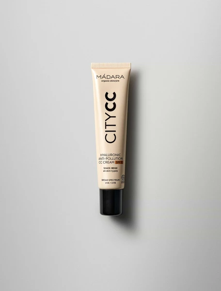 CC crème antipollution à l’acide hyaluronique SPF15