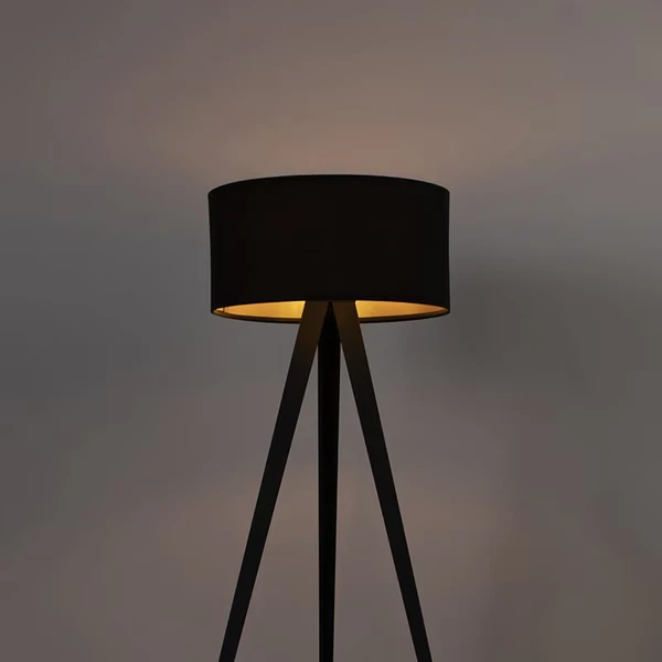 Lampadaire en acier noir