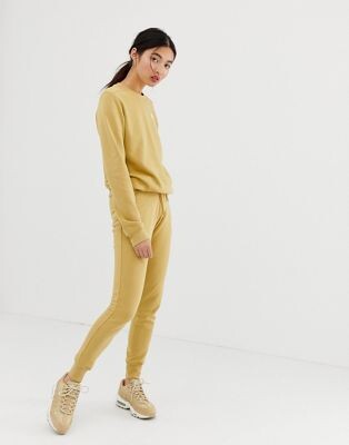 Nike - Club - Pantalon de survêtement - Beige | ASOS