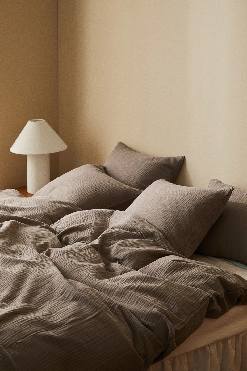 Parure de couette King size en mousseline - Taupe - Home All | H&M FR