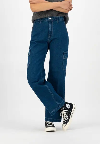 Jean ample cargo bleu en coton bio et recyclé - wilma works stone indigo Mud Jeans
