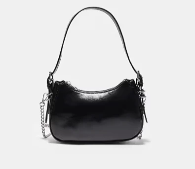 Stradivarius - Sac demi-lune porté épaule avec chaîne - Noir