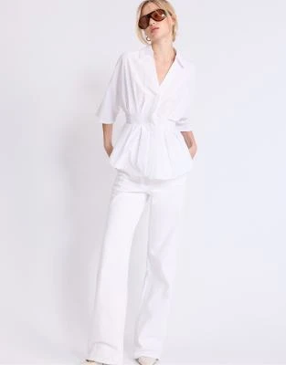 Stradivarius - Chemise en popeline à plis avec manches kimono - Blanc