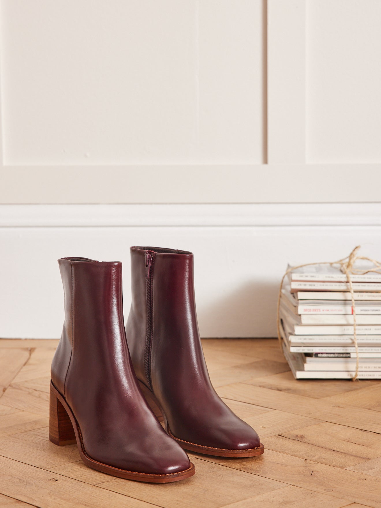 Bottes Bocage Cuir Noir Et Gris - Taille 40 - Talons Plats - Occasion Très Bon état