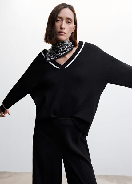Pull-over à col en v contrastant - Femme | Mango France