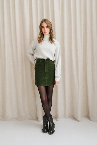 Jupe courte velours en coton bio | vert foncé "bottle green corduroy marsha skirt" Thinking Mu