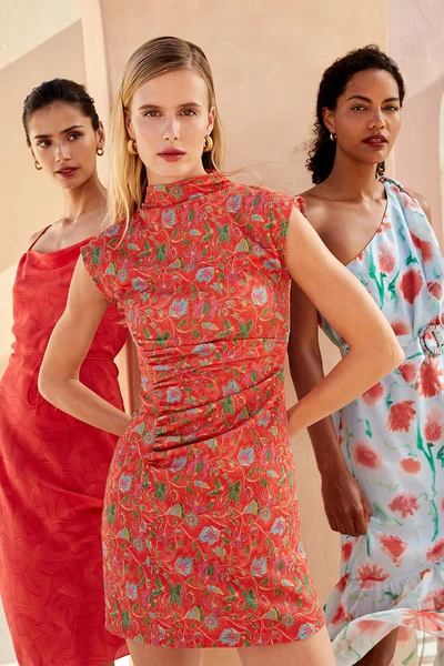 Robe Allura Java
