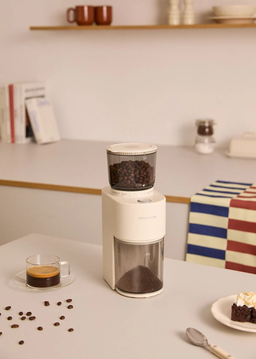 COFFEE GRINDER STUDIO PRO - Moulin à café avec réservoir et 38 niveaux de mouture