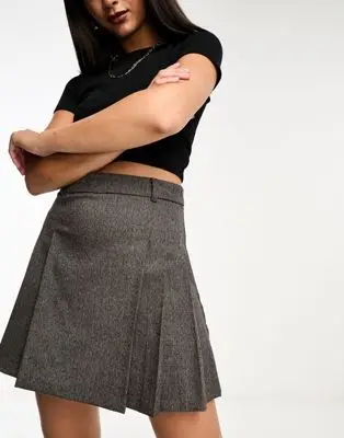 Mango - Mini-jupe plissée à l'avant - Gris