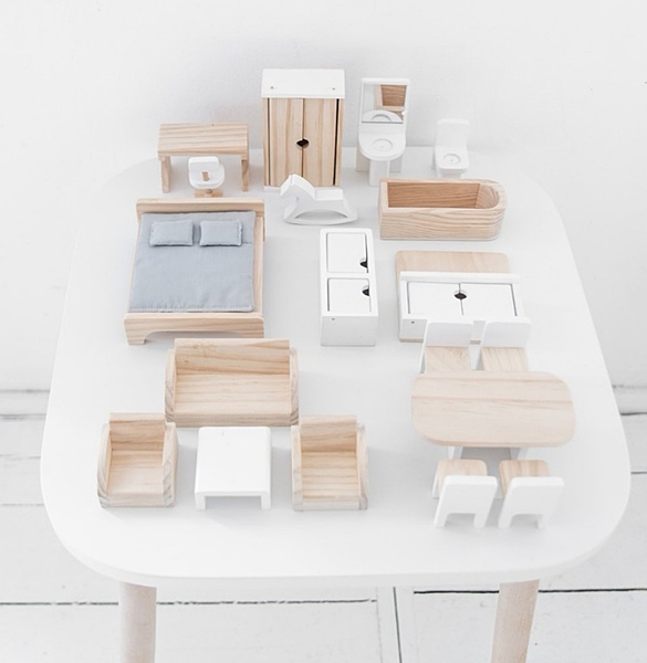 MEUBLES DE MAISON DE POUPÉE EN BOIS | ENSEMBLE DE 19 PIÈCES