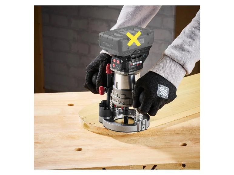 Fraiseuse multifonction sans fil + Set d'embouts, 20 V