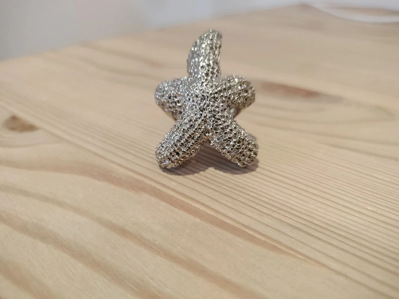 Anillo Bimba y Lola forma de estrella