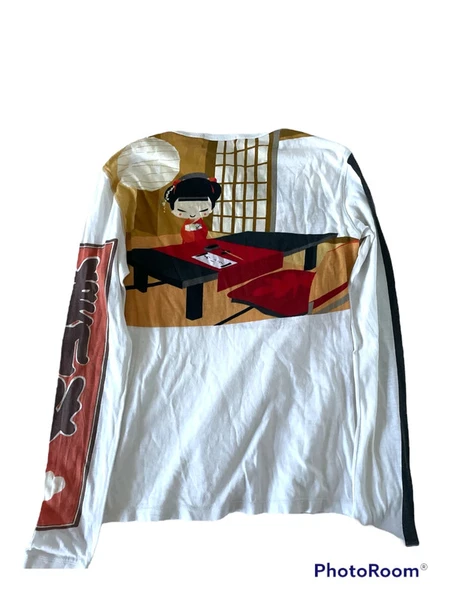 *rare* custo barcelona graphic shirt