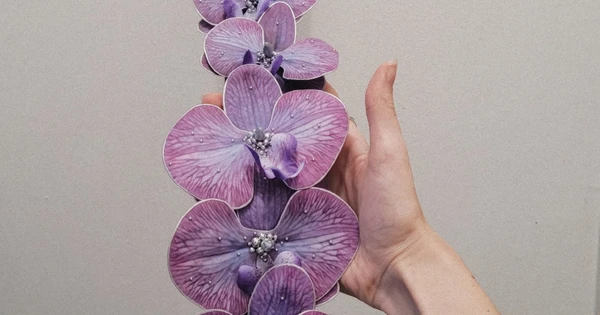 Cravate Orchidée violette