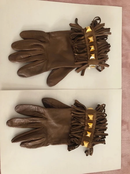 Guanti Hermes da donna modello frangie e borchie marroni