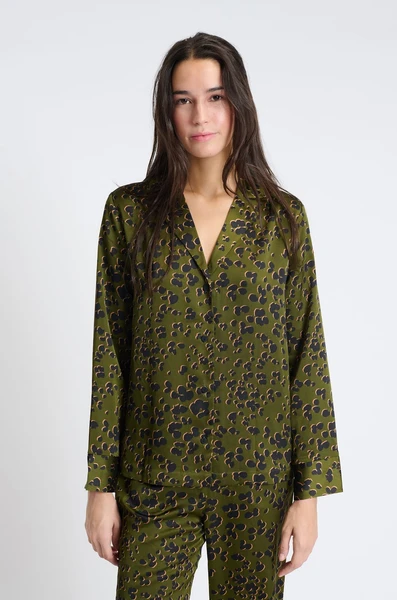 Chemise de pyjama satinée à imprimés