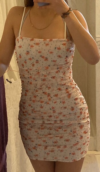 Robe moulante fleur taille S