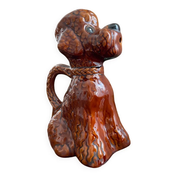 Pichet en barbotine chien caniche