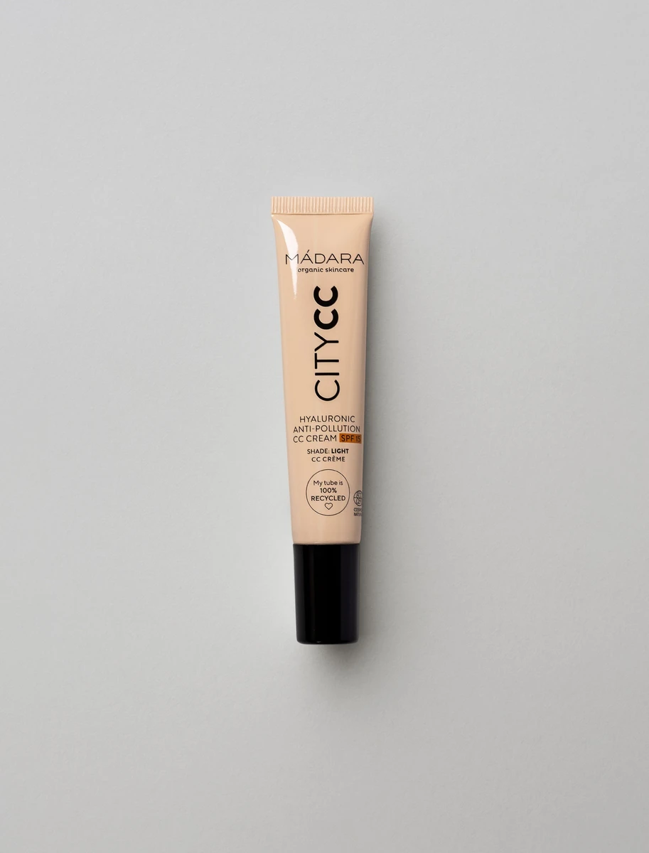 CC crème antipollution à l’acide hyaluronique SPF15