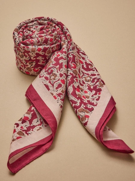 Foulard femme imprimé tachiste