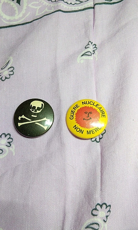 Lot badges Vintage années 80