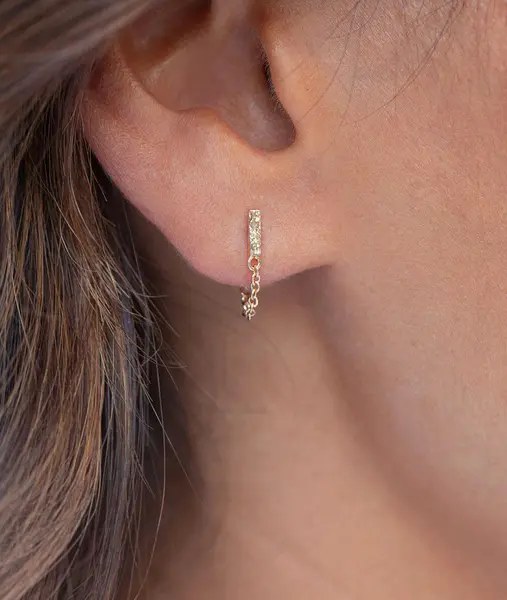 Boucles d'oreilles rectangle texturé et chaîne Plaqué or