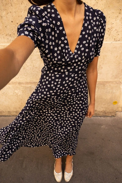 Robe Longue Femme Imprimé Fleuri Encore En V Et Fente Latérale Manches Courtes - Marine - Boutique Libertie