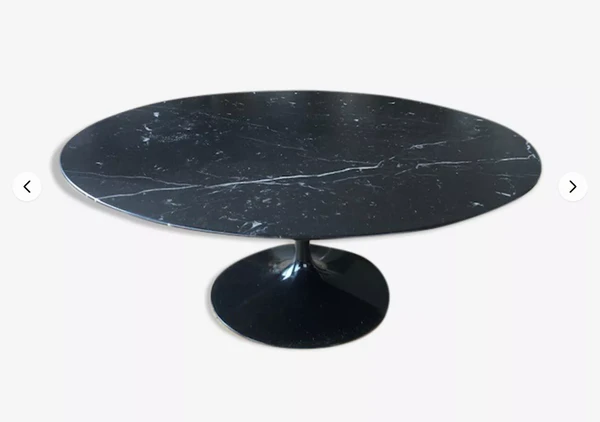 Table basse ronde en marbre noir par Eero Saarinen édition Knoll