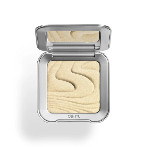interstellar highlighter topper — miss venus