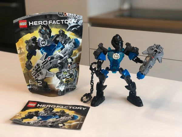 LEGO hero factory 6282 "Stringer" complet