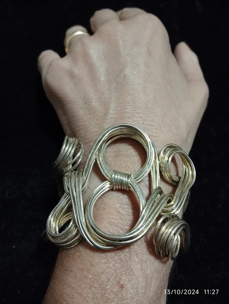 Bracciale lavorato