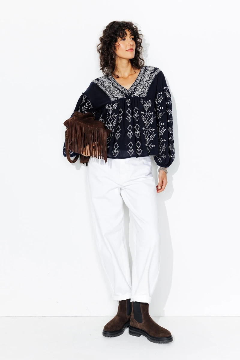 Blouse folk brodée Femme