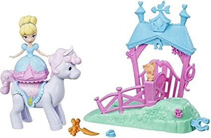 Disney Princesses Princess Mouvements Magiques Poupee-Cendrillon et Son Cheval, E0249 : Amazon.fr: Jeux et Jouets