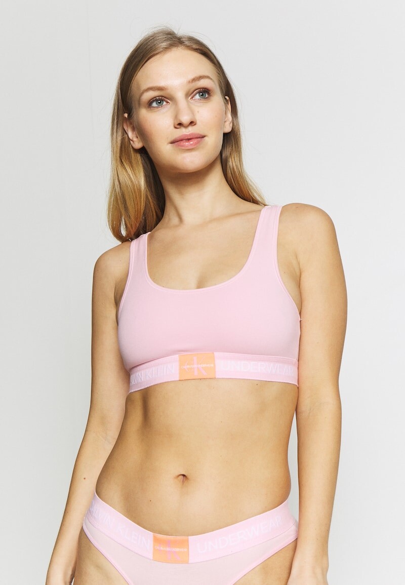 Brassière