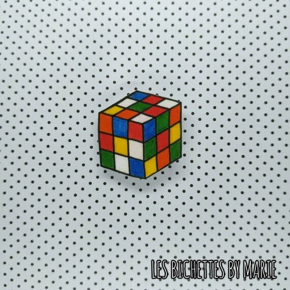 Pin&#39;s rubik&#39;s cube en plastique fou