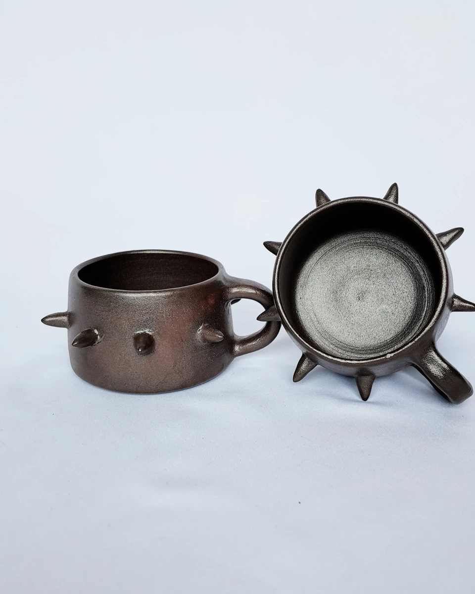 Dark Clay Spiky Mug