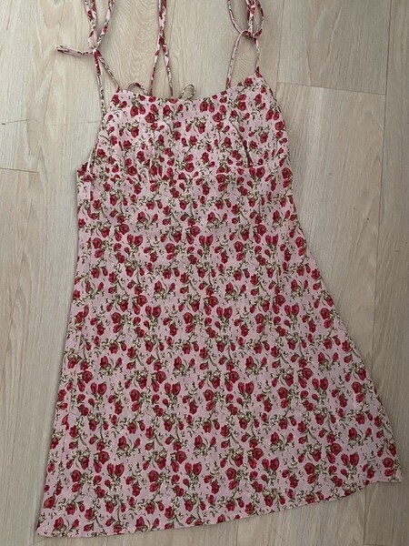 Robe rose à fleur rouge taille L