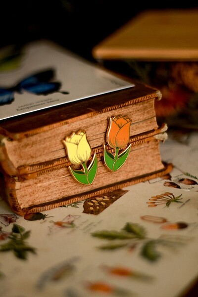 Pin's Petites Tulipes - collection Nature Sauvage