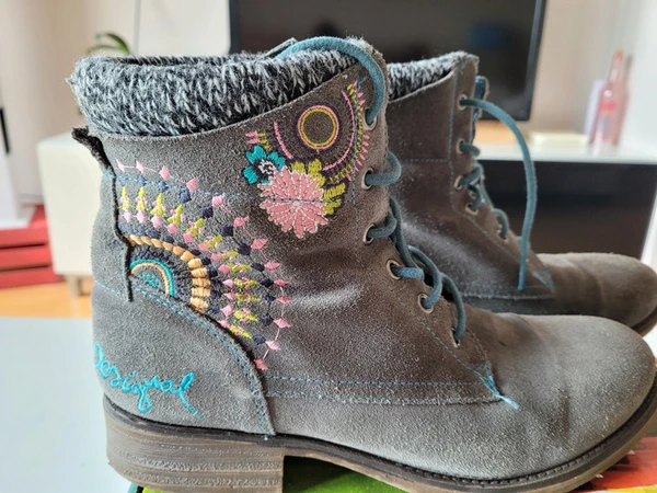 Botines desigual
