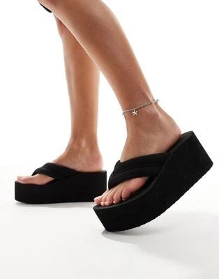 Bershka - Tongs à semelle plateforme - Noir