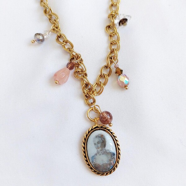 Collier upcyclé "ancestral"