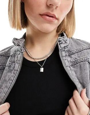Pieces - Collier 2 rangs avec pendentif carré - Argenté