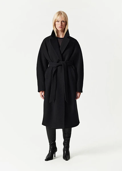 Manteau volumineux en laine avec ceinture