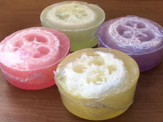 Savon exfoliant / Savon exfoliant Loofah / Exfoliant Loofah / Exfoliant / Party Favor Soap / Glycerin Soap / Loofah Soap / Bath Soap