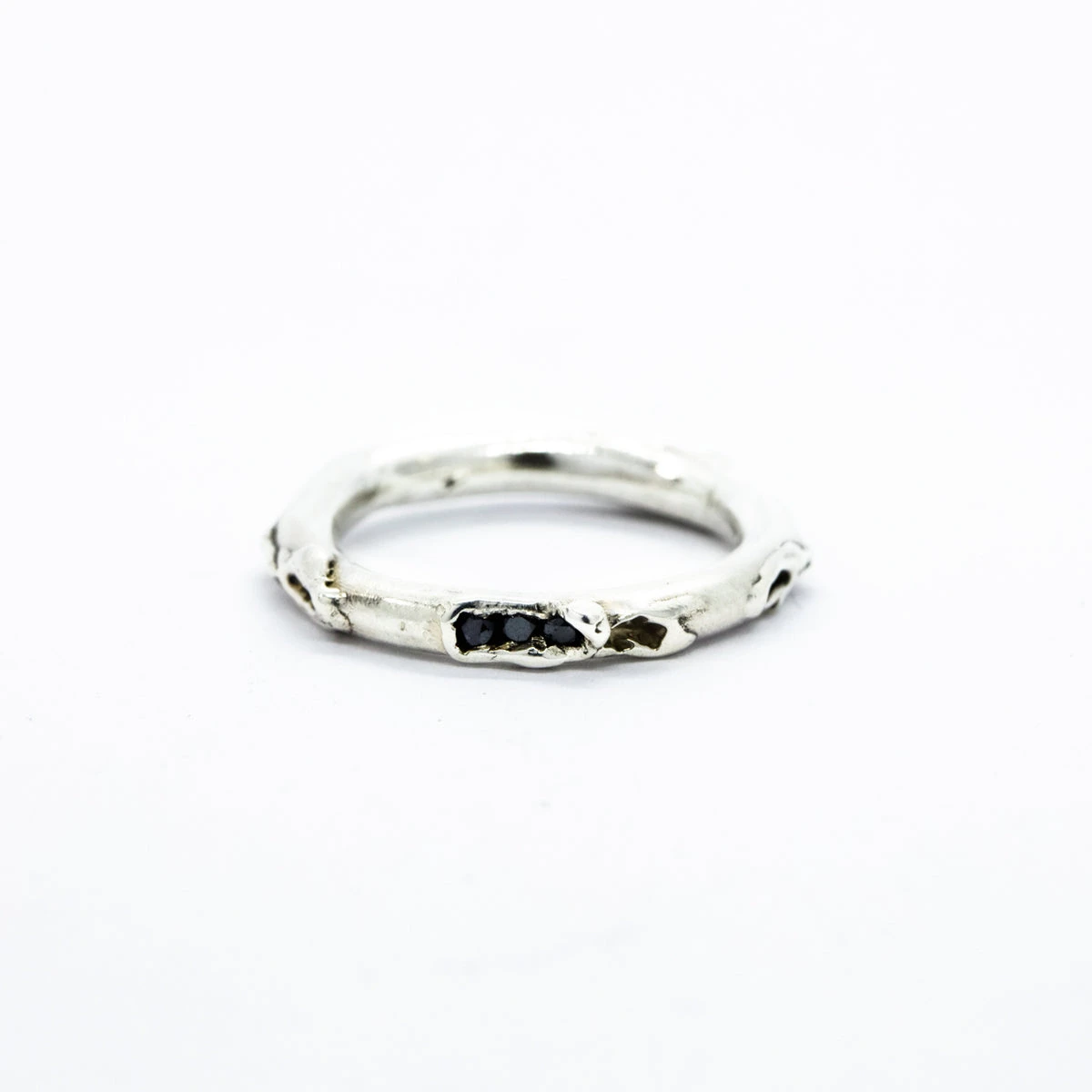 Antre | Silver Ring with Black Diamonds