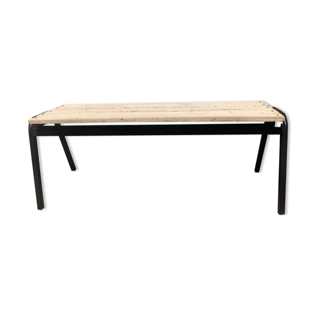 Banc ancien d’ecole industriel